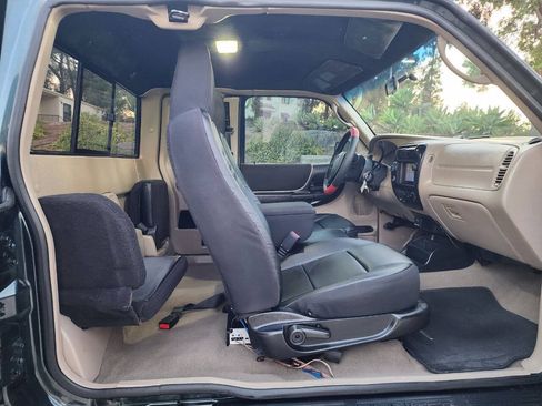 Used 2005 Ford Ranger FX4 AWD/4WD image 28