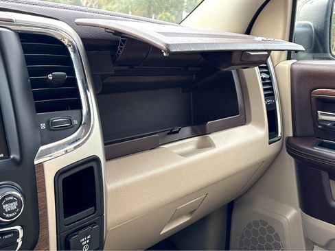 Used 2016 RAM 1500 Laramie w/ Convenience Group image 15