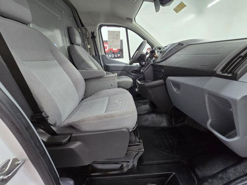 Used 2017 Ford Transit 250 148 Low Roof RWD image 20