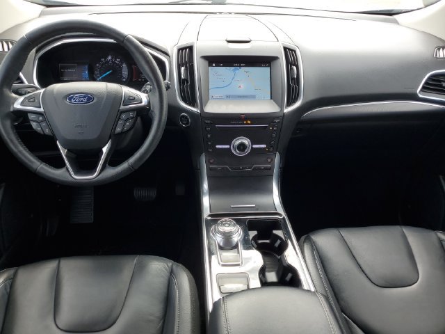 Used 2019 Ford Edge Titanium w/ Cold Weather Package AWD/4WD image 27