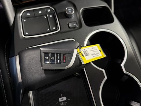 Used 2023 Acura MDX SH-AWD w/ Technology Package image 37