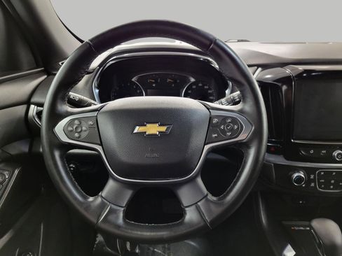 Used 2023 Chevrolet Traverse LT image 6