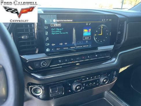 Used 2025 Chevrolet Silverado 3500 LT w/ All Star Edition image 13