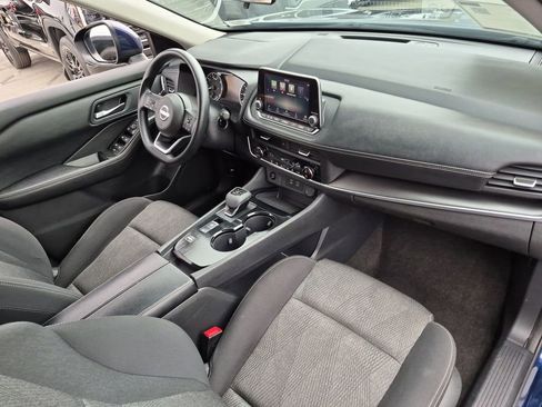 Used 2024 Nissan Rogue SV FWD image 22