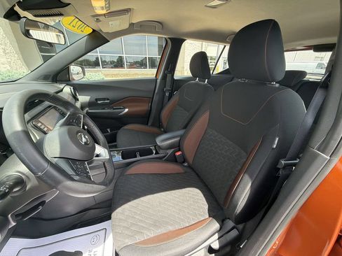Used 2021 Nissan Kicks SR FWD image 13