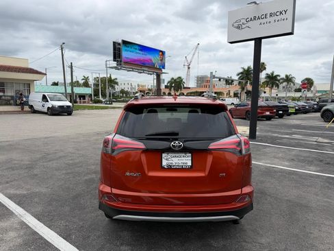 Used 2016 Toyota RAV4 SE FWD image 6