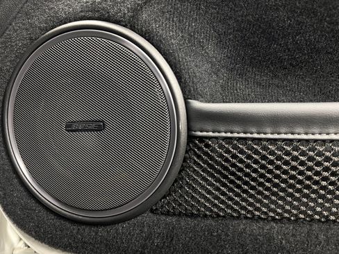 Used 2020 Nissan GT-R Premium image 26