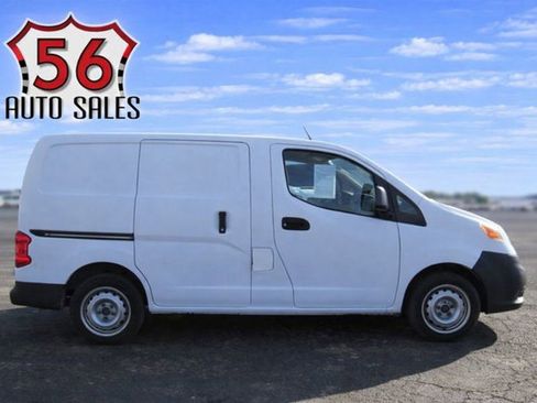 Used 2017 Nissan NV200 S image 1