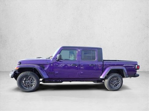 New 2026 Jeep Gladiator Sport image 2
