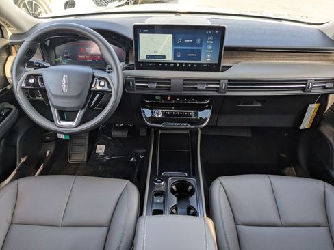 New 2026 Lincoln Corsair Grand Touring AWD/4WD image 15