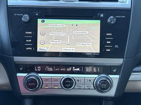 Used 2017 Subaru Outback 3.6R Limited image 19