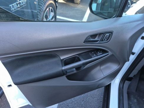 Used 2020 Ford Transit Connect XL image 10