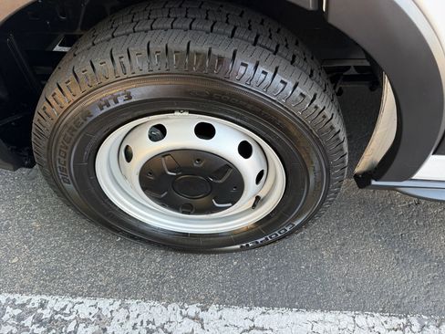 Used 2024 Ford Transit 250 148 Medium Roof w/ Load Area Protection Package image 37