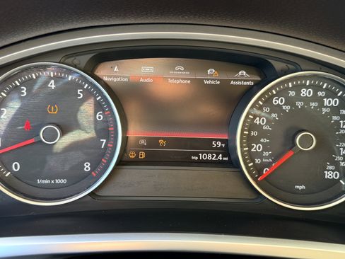 Used 2016 Volkswagen Touareg Executive image 19