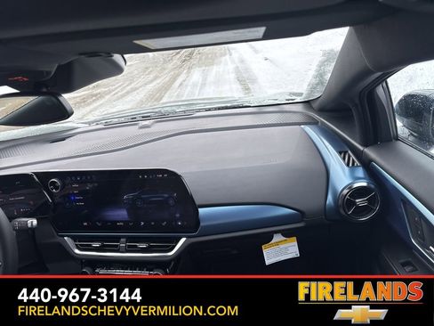 New 2026 Chevrolet Equinox EV LT image 38