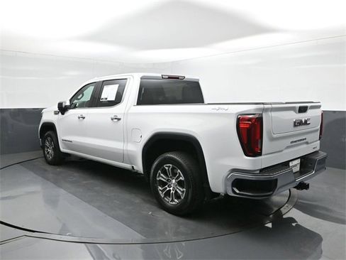 Used 2024 GMC Sierra 1500 SLT image 5