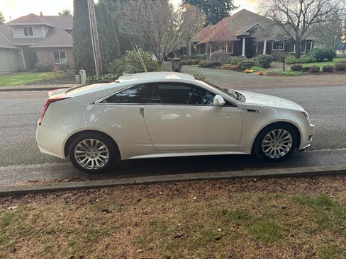 Used 2012 Cadillac CTS Coupe image 6