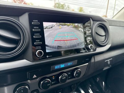 Used 2022 Toyota Tacoma SR image 30
