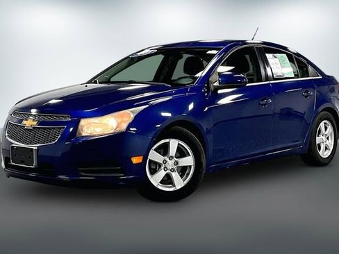 Used 2013 Chevrolet Cruze LT w/ All-Star Edition image 3