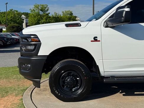 New 2026 RAM 2500 Tradesman AWD/4WD image 12