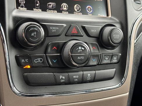 Used 2015 Jeep Grand Cherokee Limited image 17