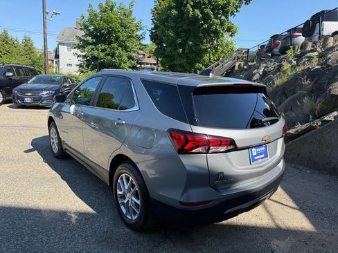 Used 2023 Chevrolet Equinox LT AWD/4WD image 4