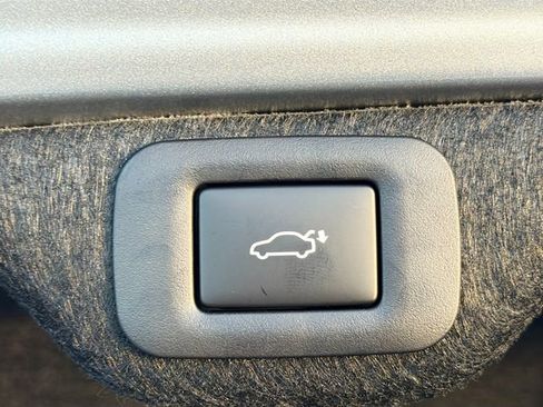 New 2025 Lexus ES 350 w/ Premium Package image 13