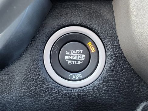 Used 2024 RAM 2500 Laramie image 20