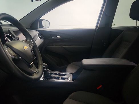 Used 2024 Chevrolet Equinox LT w/ LPO, Floor Liner Package FWD image 17