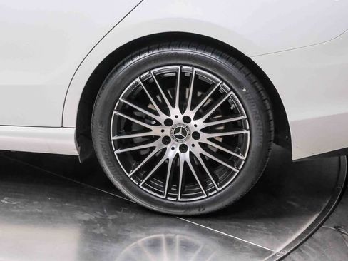 Certified 2023 Mercedes-Benz C 300 Sedan image 9