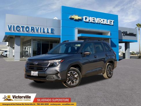 Used 2025 Subaru Forester Premium w/ Convenience Package #1 AWD/4WD image 1