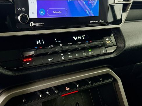 Used 2022 Toyota Tundra SR5 w/ SR5 Premium Package image 15