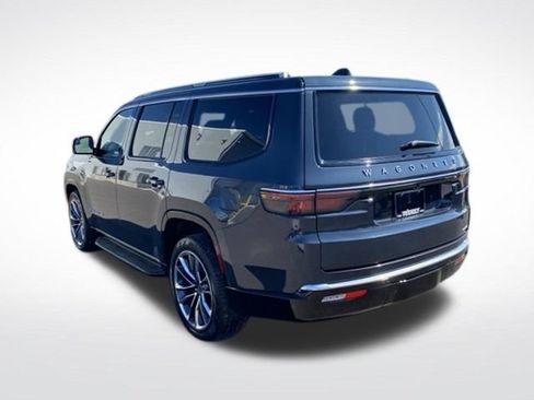 Used 2024 Jeep Wagoneer Series II w/ Premium Group I AWD/4WD image 3