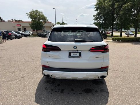 Used 2024 BMW X5 xDrive40i w/ Premium Package AWD/4WD image 5