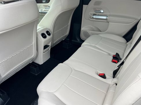 Certified 2026 Mercedes-Benz GLB 250 image 4