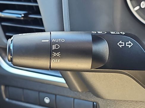 New 2026 Nissan Rogue SV FWD image 28