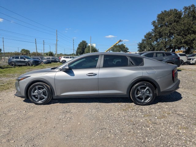 New 2027 Kia K4 FWD image 2