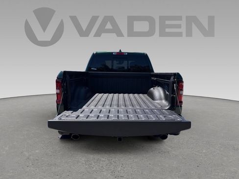 New 2026 RAM 1500 Big Horn AWD/4WD image 16