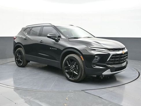 New 2026 Chevrolet Blazer LT w/ Convenience Package AWD/4WD image 14