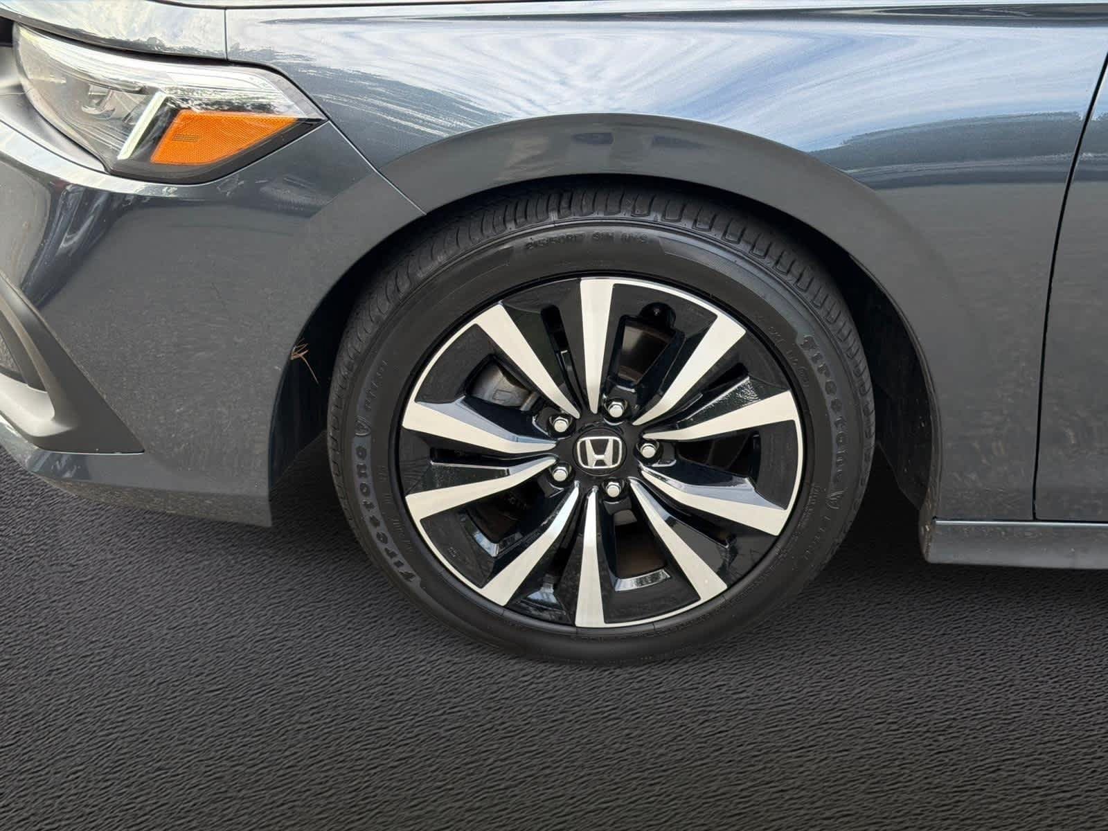 Used 2024 Honda Civic EX image 10