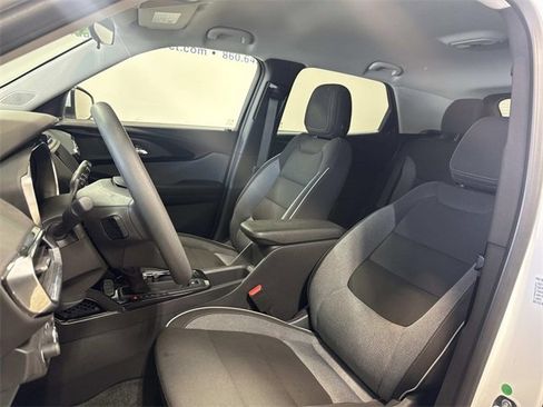 Used 2023 Chevrolet TrailBlazer LT image 6