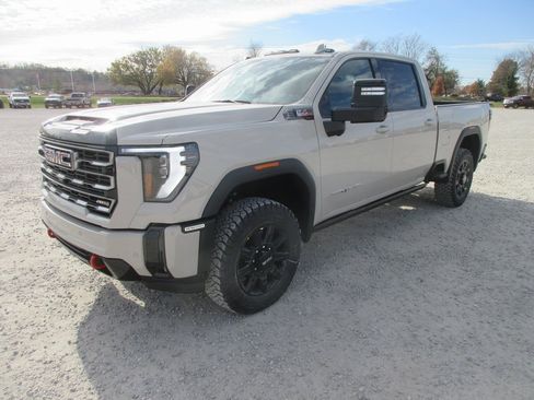 New 2026 GMC Sierra 2500 AT4 image 11