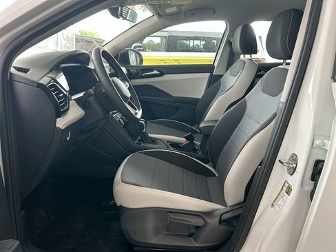 New 2026 Volkswagen Taos S image 10