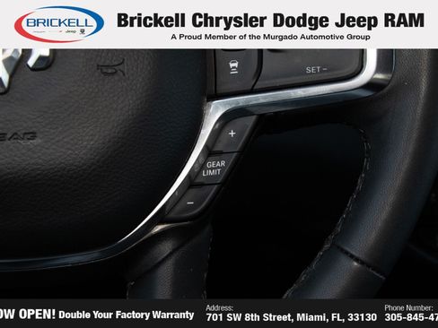 Used 2025 RAM 1500 Laramie AWD/4WD image 32