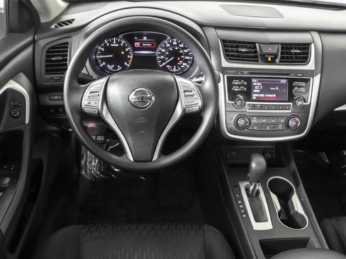 Used 2017 Nissan Altima 2.5 S w/ Power Driver Seat Package FWD image 36