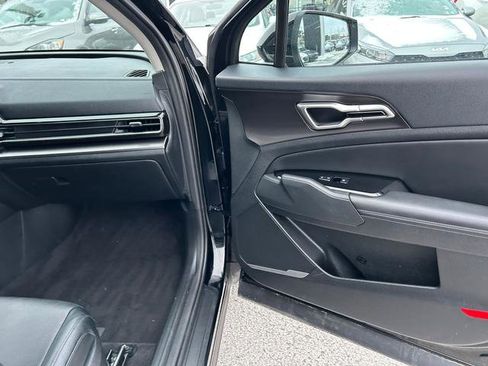 Certified 2023 Kia Sportage EX image 29