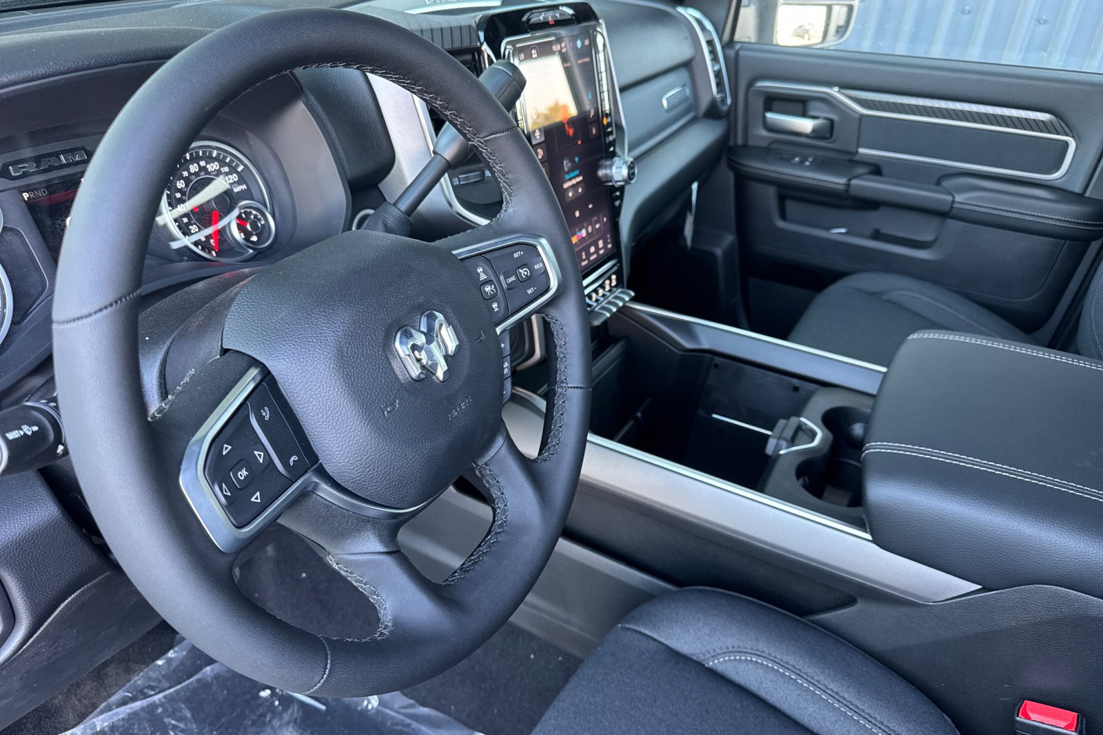New 2027 RAM 2500 Big Horn AWD/4WD image 9