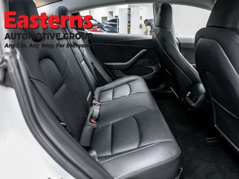 Used 2023 Tesla Model 3 Standard Range RWD image 16