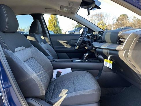 New 2026 Nissan Kicks SV image 10