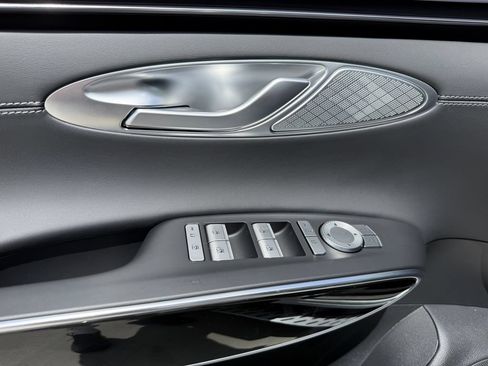 New 2026 Genesis GV70 2.5T AWD/4WD image 11
